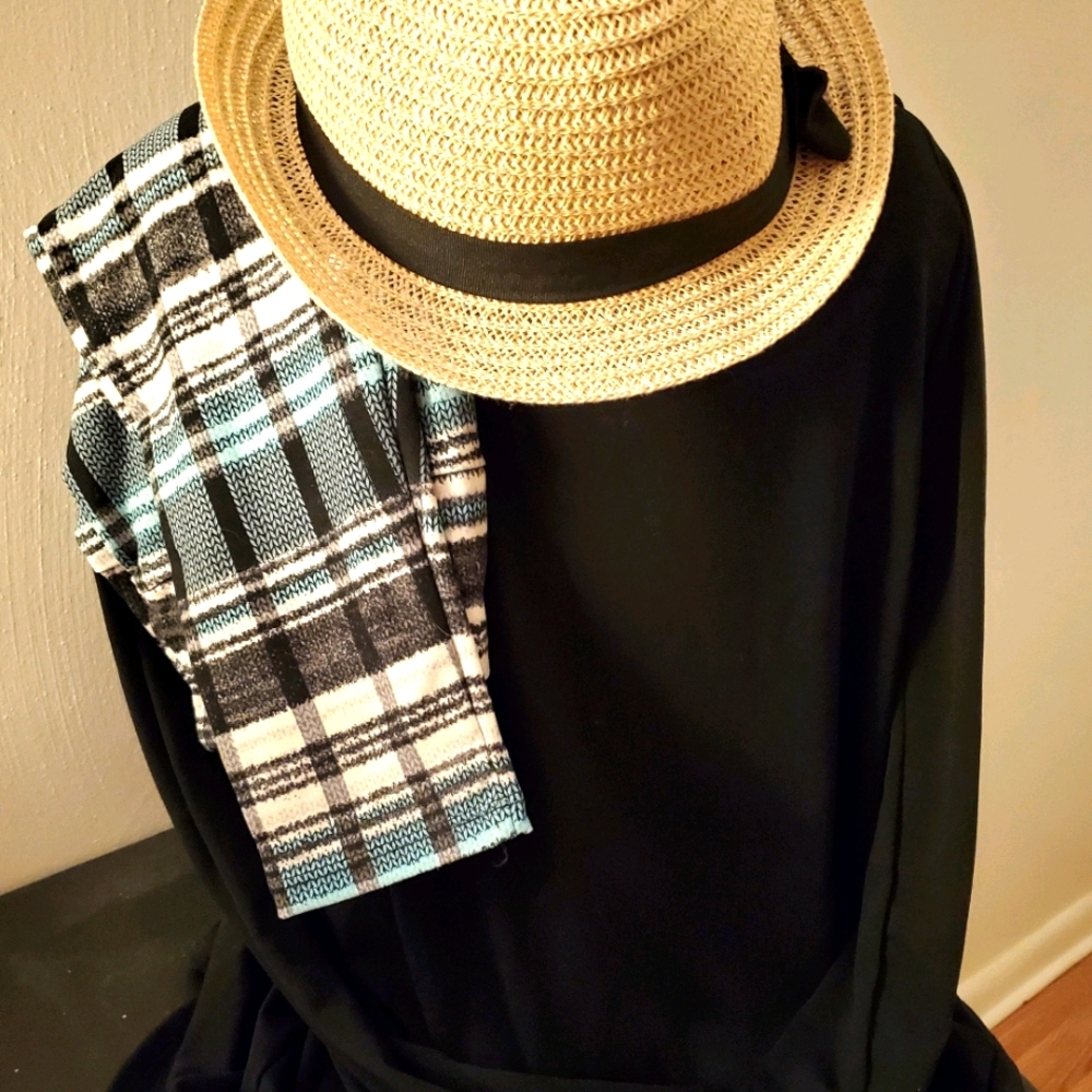 Lularoe TC LEGGINGS & LYNANNE